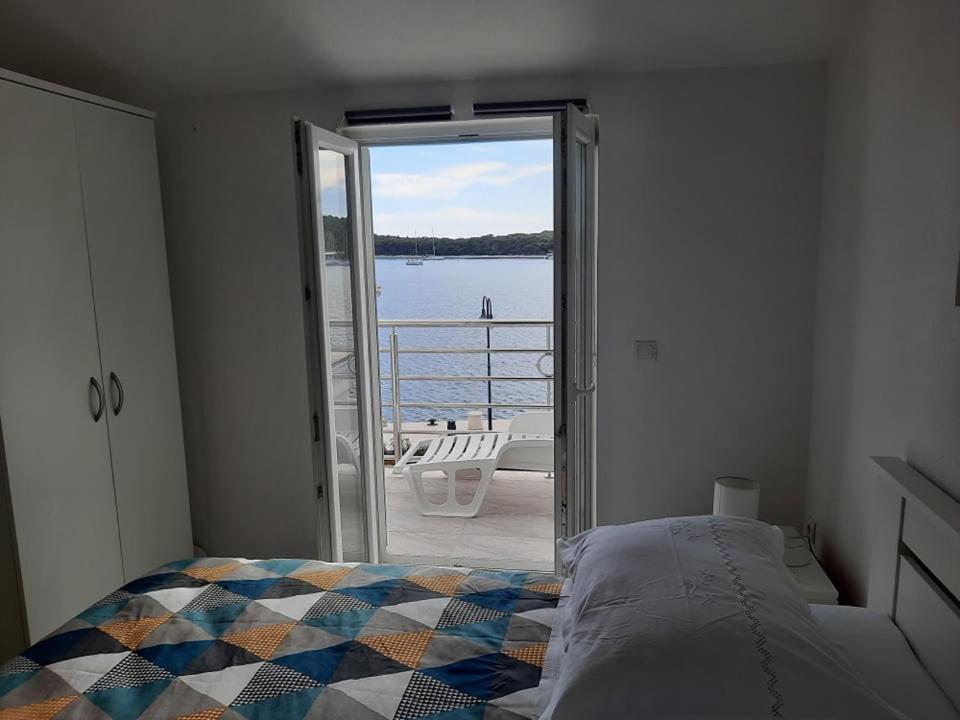 Ojdana Zivkovic Apartamento Rogoznica  Exterior foto