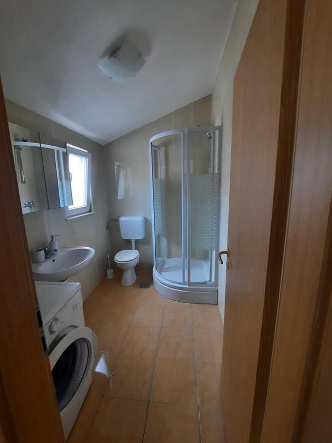 Ojdana Zivkovic Apartamento Rogoznica  Exterior foto
