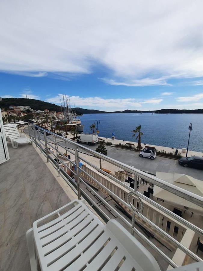 Ojdana Zivkovic Apartamento Rogoznica  Exterior foto