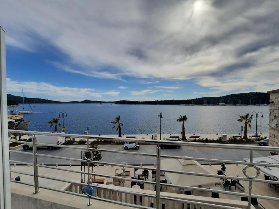 Ojdana Zivkovic Apartamento Rogoznica  Exterior foto